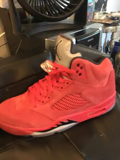 Retro Jordan 5, View more