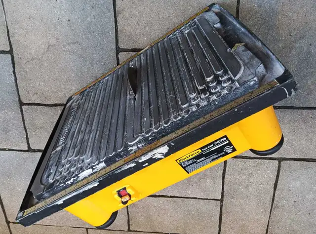 WorkForce Tile Saw in Power Tools in Markham / York Region - Image 4