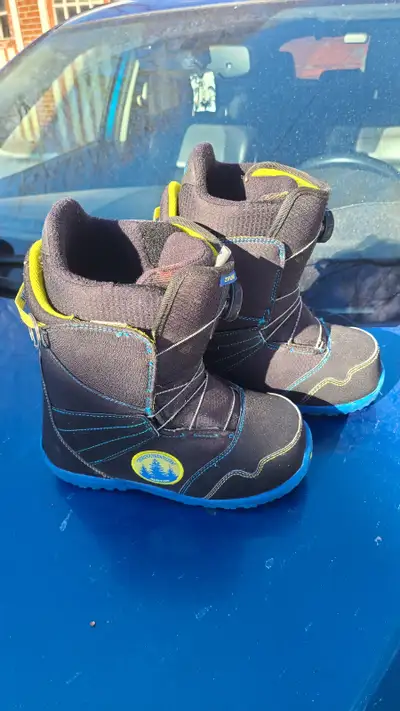 Kids Burton Snowboarding Boots Boa Bindings, View more