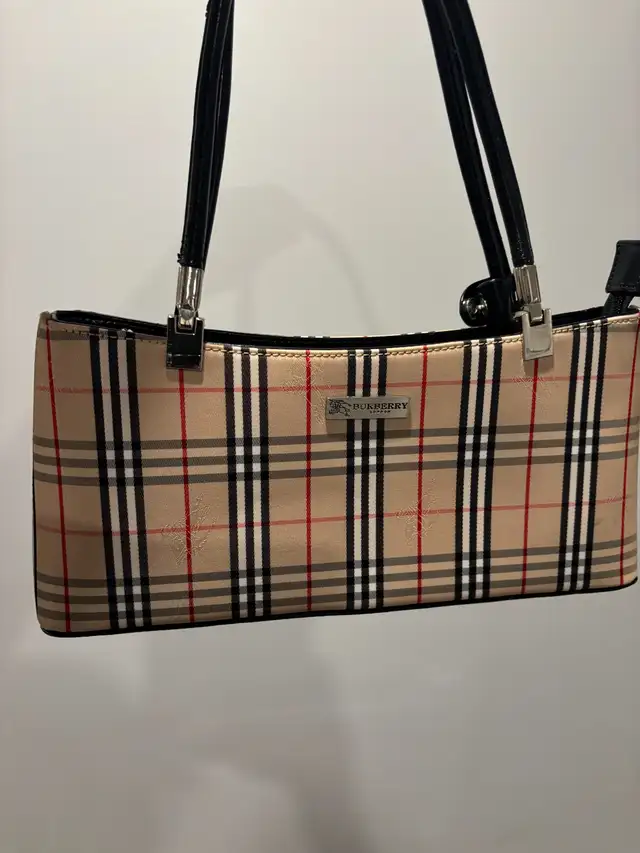 Burberry Handbag in Women's - Bags & Wallets in London - Image 4