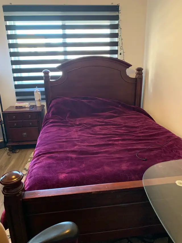 Ensemble de lit  in Beds & Mattresses in Longueuil / South Shore - Image 7