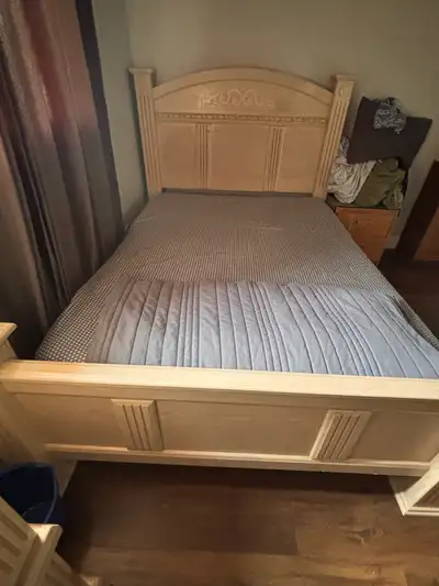 queen bed , View more