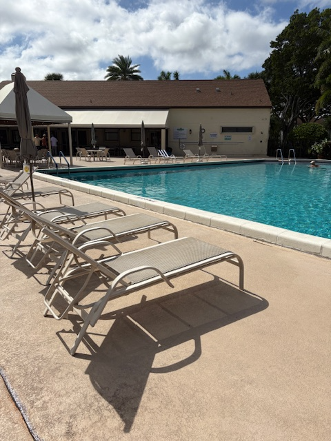 Winter getaway Condo for rent in West Palm Beach, FL in Florida in Canada - Image 2