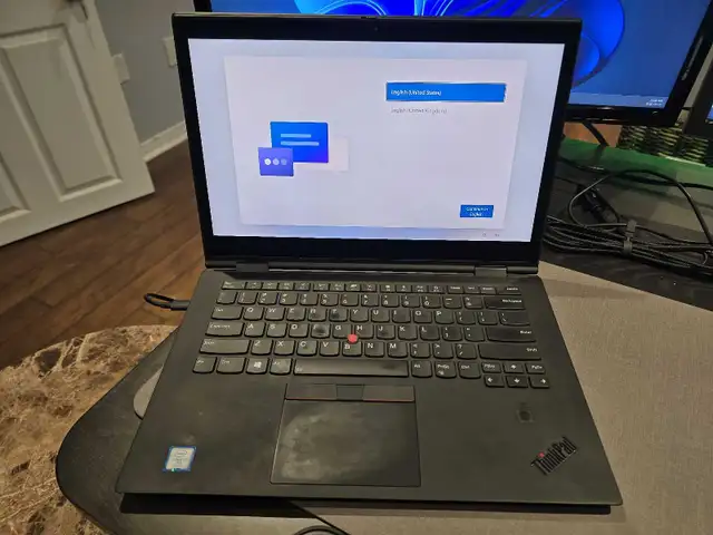 Lenovo ThinkPad X1 Yoga gen 3 in Laptops in Ottawa - Image 2