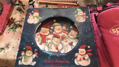 New 12in Round Xmas Platter , View more