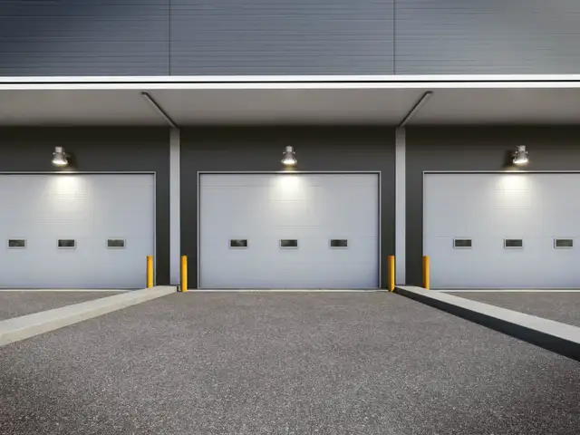 PORTE DE GARAGE COMMERCIAL in Garage Doors & Openers in City of Montréal - Image 2