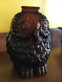Vintage Amber Pressed Glass Wise Old Owl Coin Piggy Bank