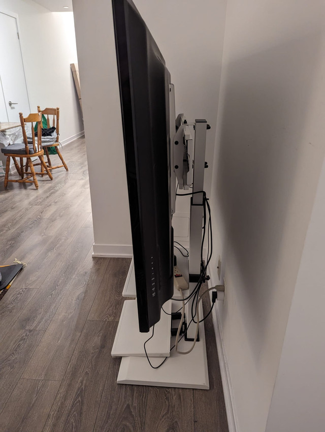 TV stand with shelves, White in TV Tables & Entertainment Units in City of Toronto