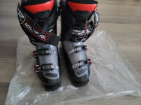 Used Rossignol Alias Sensor 80 Ski Boots size 24.5