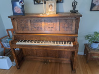 Upright Grand Piano (FREE)