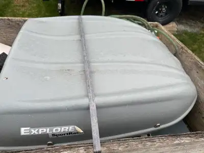 Get ready for your next adventure with this Explore SportRack roof top carrier! It's designed to pro...