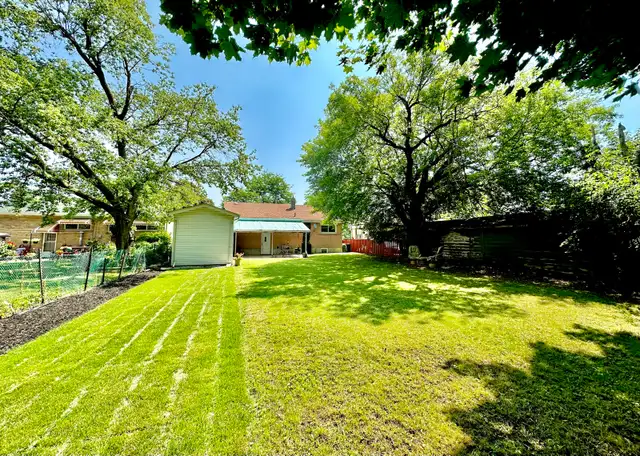 ***Gorgeous 3-Bed, 1-Bath, Main Floor House, new Reno’s in Long Term Rentals in City of Toronto - Image 11