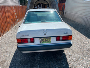 1990 Mercedes-Benz 190 4door