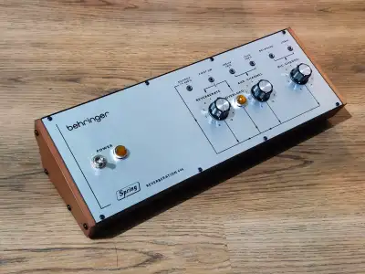 A mass-market clone of the venerated Grampian 636 Reverberation Unit, famously used by Pete Townshen...