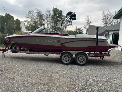 2014 mastercraft X30. 5.7l Ilmor engine Trailer has brand new rubber. 515hrs. All fluid new begginin...