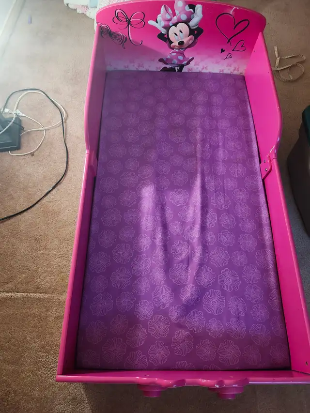 Kids Bed- Mini Mouse in Beds & Mattresses in Kitchener / Waterloo - Image 3