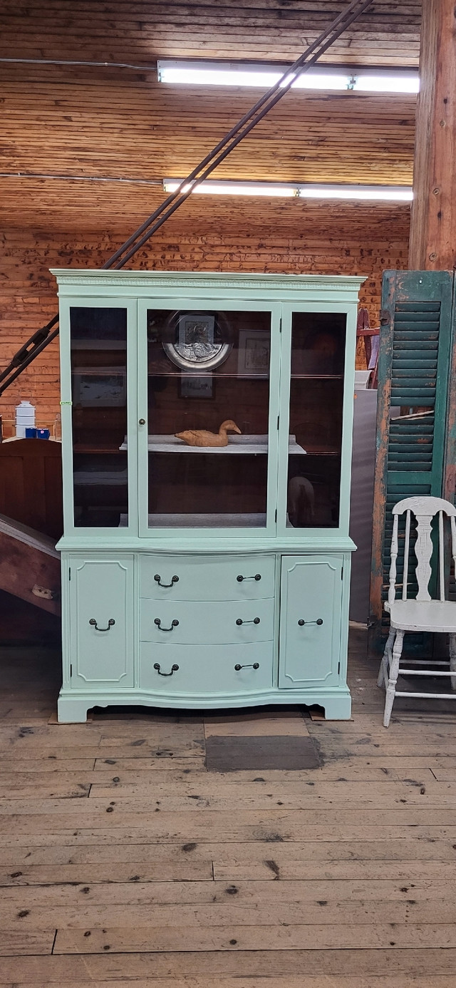 Antique Hutch - Newly refinished! in Hutches & Display Cabinets in Trenton