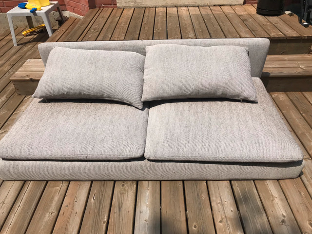 Soderhamn Ikea sofa in Couches & Futons in City of Toronto