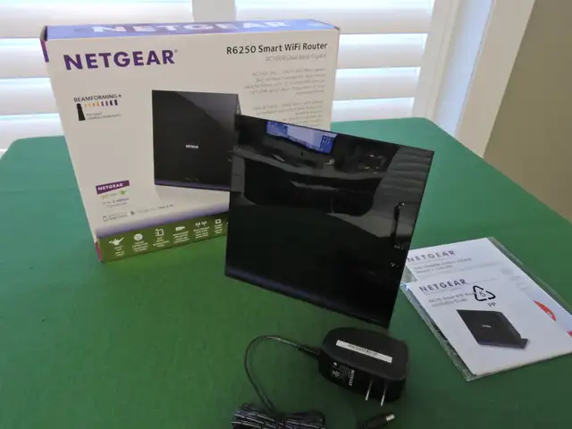 Netgear R6250 Smart WiFi Router in Networking in Leamington - Image 6