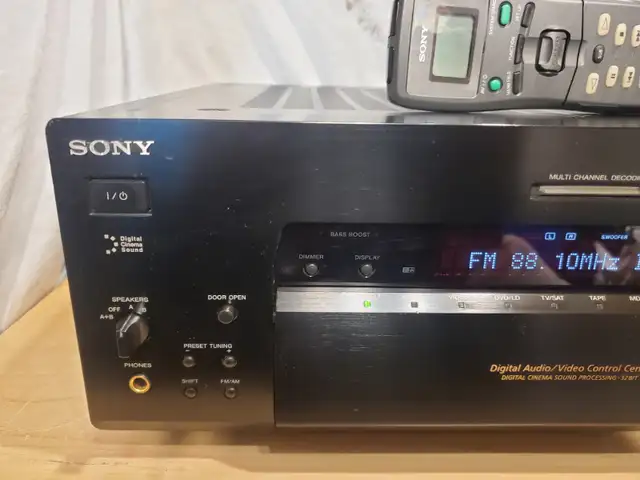 Sony STR-DB930 Receiver Stereo Audiophile Phono 5.1 CH in Stereo Systems & Home Theatre in Mississauga / Peel Region - Image 3