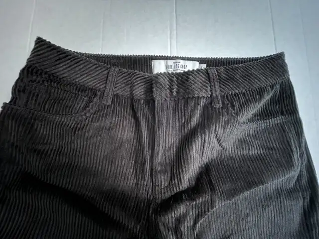 Topman Men's Pants - Size 32 in Men's in Calgary - Image 4