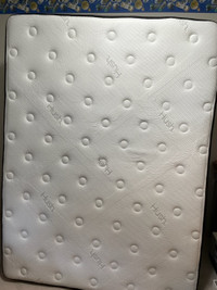 THE HUSH MATTRESS, QUEEN SIZE PACKAGE , LIKE NEW