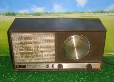 Radio / Maison / Pièces, View more