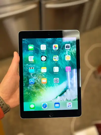iPad Air 2nd Gen 128GB with warranty, View more