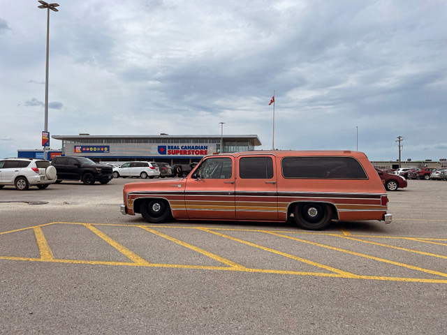 BAGGED 1979 CHEVY SUBURBAN in Classic Cars in Winnipeg - Image 2