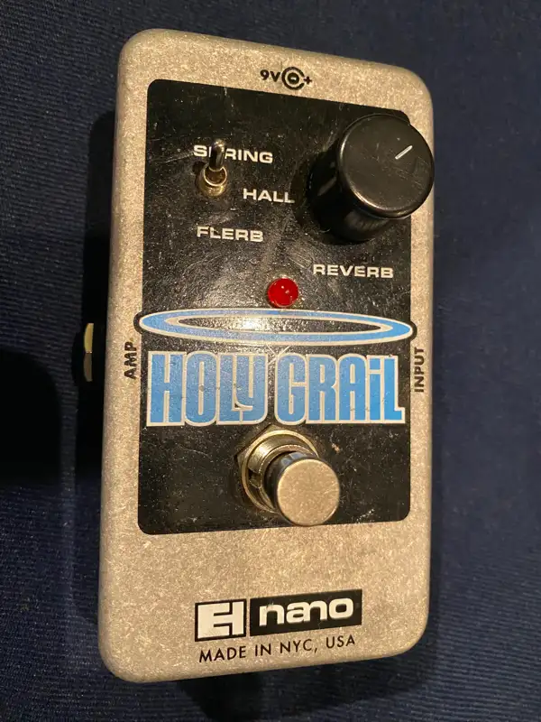 EHX Holy Grail Nano / Reverb Pedal in Amps & Pedals in Kitchener / Waterloo - Image 3