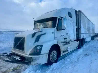 Trips to Edmonton, Calgary & Vancouver. Must have class 1 with Air Brakes Endorsement, company based...