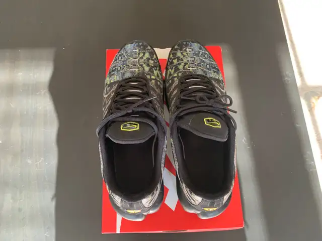 Nike Air Max Plus - size 11 in Men's Shoes in City of Toronto - Image 6