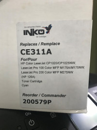CE311A Replacement toner cartridge/ cartouche de rechange