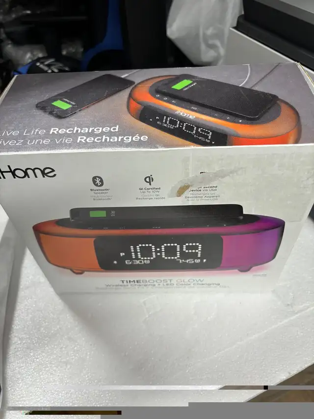 iHome IBTW281V2BC Colour Changing Bluetooth Alarm Clock - Black in Other in Cambridge - Image 9