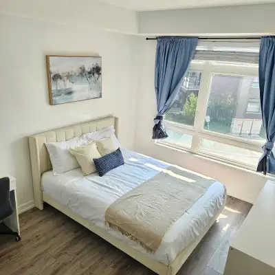 This is a lovely Bedroom rent ideally suited to a quiet professional person or students. This is an...