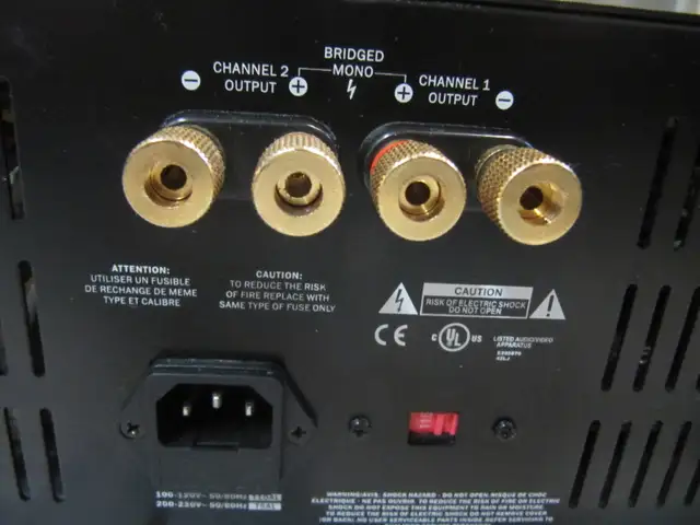 Audiotrak 500 Stereo Reference Commercial Pro Amplifier 500w/ch in Stereo Systems & Home Theatre in Mississauga / Peel Region - Image 6