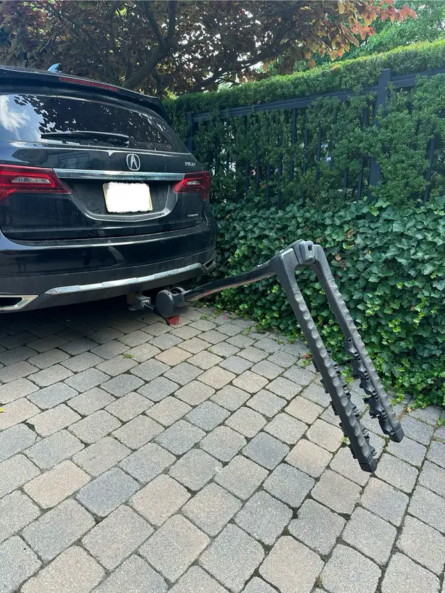 Yakima Full Tilt 5 Bike Carrier in Clothing, Shoes & Accessories in City of Toronto - Image 5