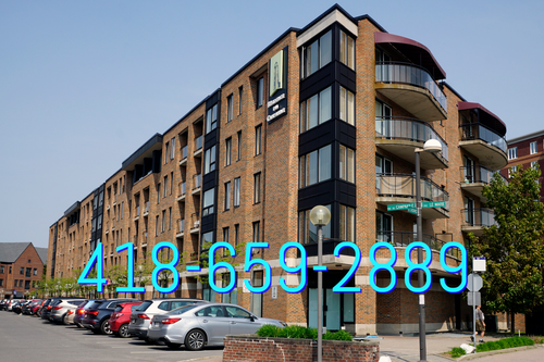 Situé pointe de Ste-foy, situé sur la rue prestigieuse du Campanile. Immeuble tout béton, hautement...