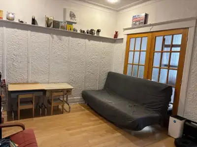 4 beds 1 bath apartment