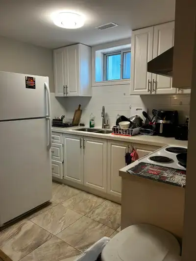 One private room is available in a 2-bedroom basement apartment on Nobvember 1st. One person only. R...