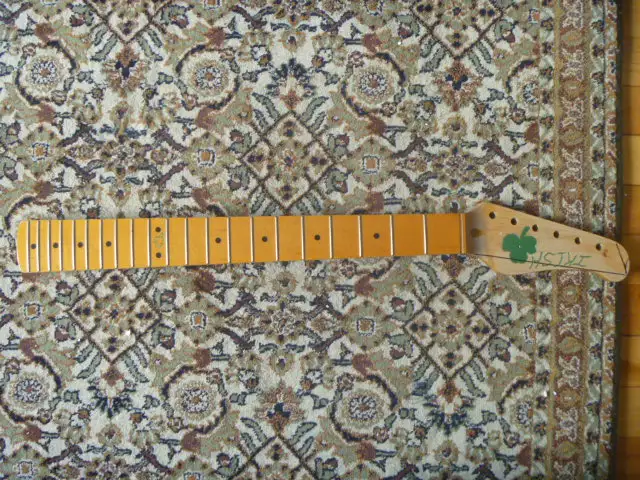 Manches Guitare Guitar necks Fender Kramer Ibanez in Guitars in Thetford Mines - Image 9