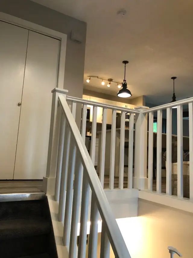 Renovated 2 bed 2 bath 4plex w/ Balcony - Killarney - Now $1995!