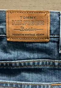 New Tommy Hilfiger Jeans for men size 36x34