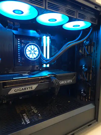 Beast Computer - RTX 5080 - RYZEN 9800X3D - 32GB RAM - 2TB SSD, View more