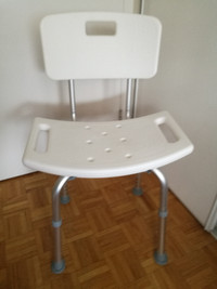 Tub and shower safety seat/chair/bench with backrest. Best offer