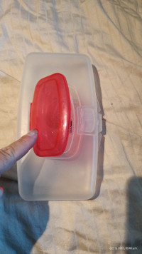 Fisher Price wipe dispenser for dieper bag