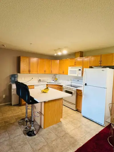 16311 95 St Condo for Rent