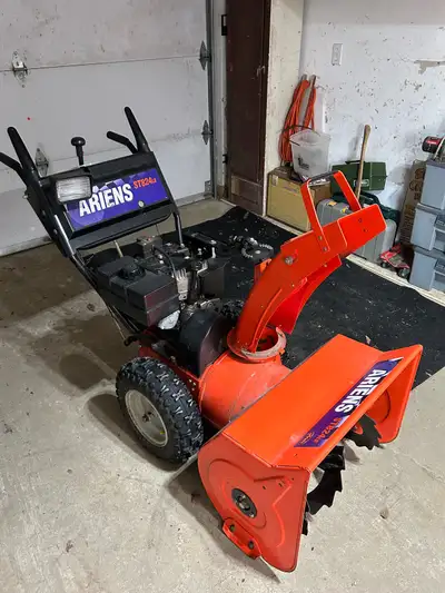 Souffleuse Ariens ST 824LE, View more