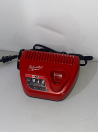 (BRAND NEW)  Milwaukee Tool M12 12V Lithium-Ion Battery Charger
