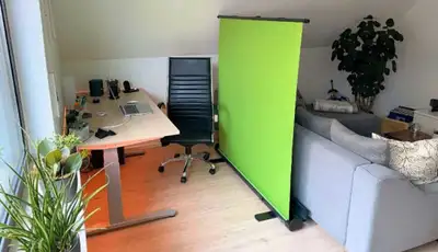 Green screen , View more